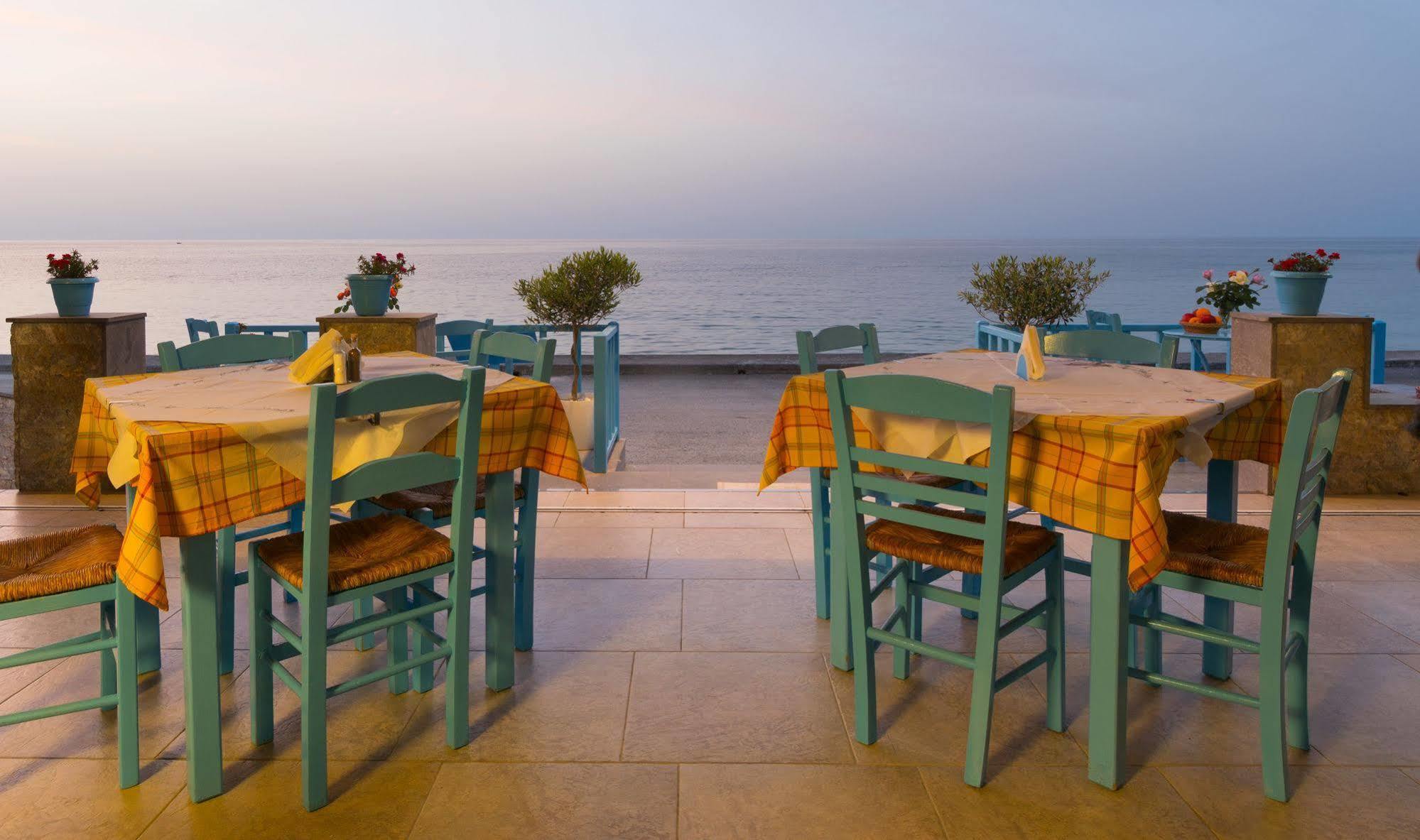 Socrates Apartmens & Restaurant Milatos Exterior photo